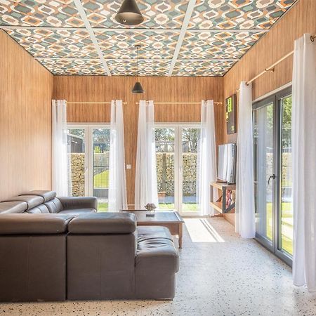 La Maison Du Bois Brule 1 - Avec Piscine Partagee Villaines-les-Rochers المظهر الخارجي الصورة
